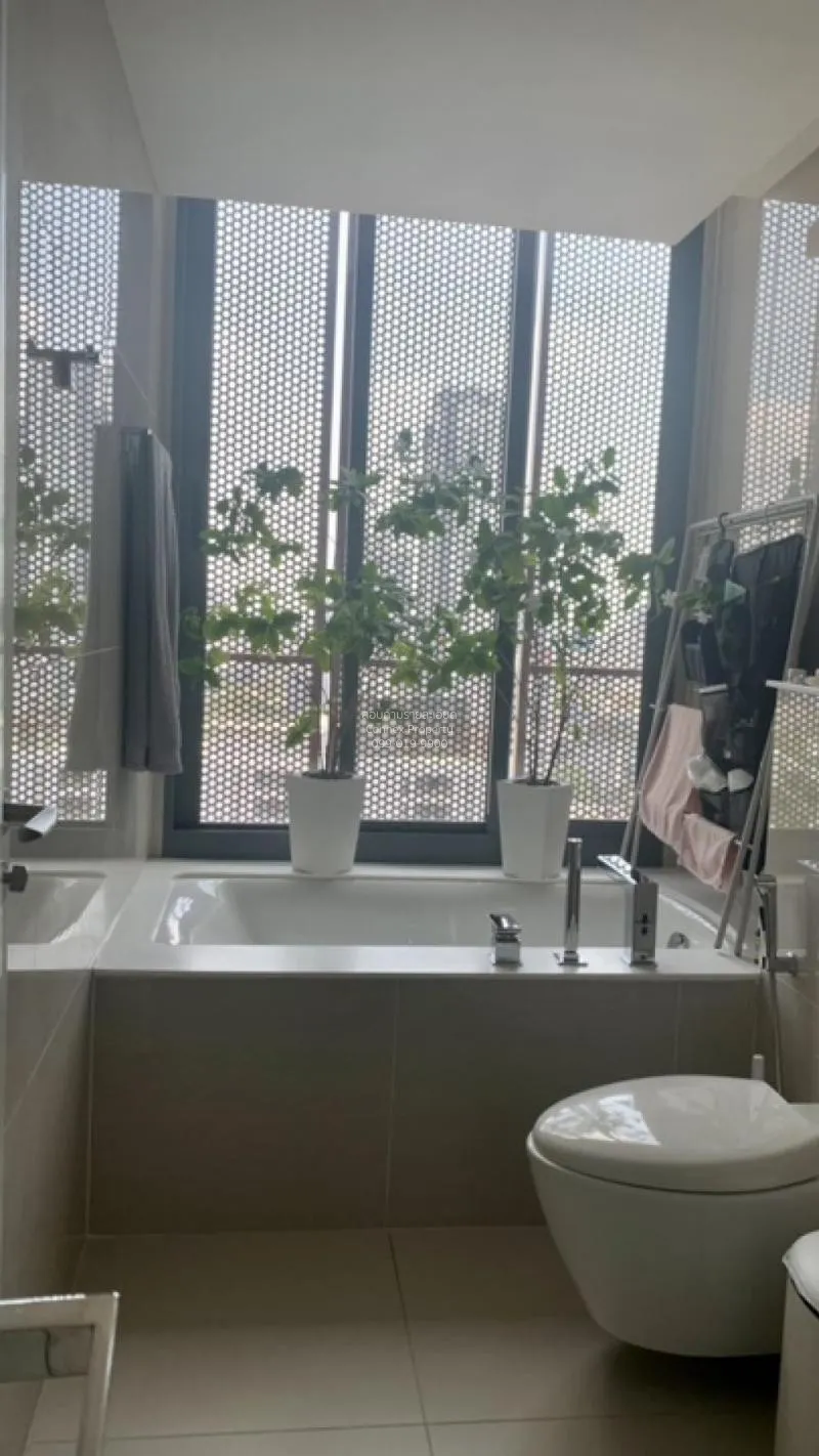 FOR SALE condo , CIRCLE SUKHUMVIT 31 , BTS-Asok , Khlong Tan Nuea