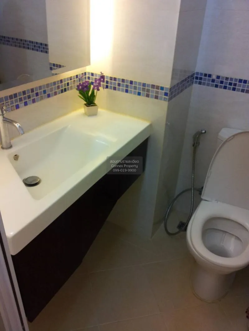 FOR RENT condo , Life @ Ratchada - Suthisan , high floor , MRT-Su