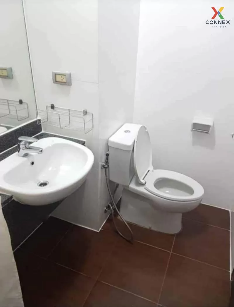 FOR SALE condo , The Parkland Srinakarin Lakeside , Bang Na , Don