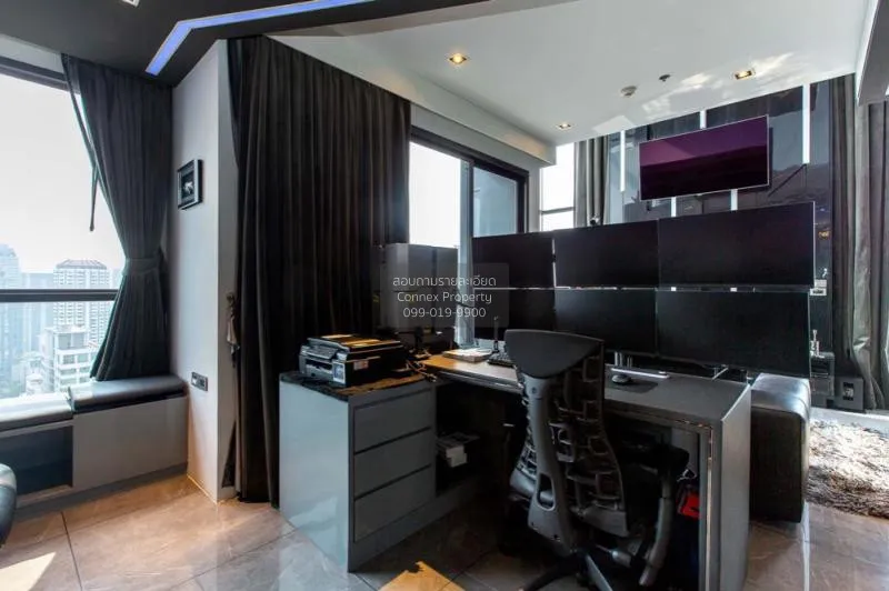 ขายคอนโด  เอช คิว ทองหล่อ ดูเพล็กซ์ BTS-ทองหล่อ คลองตันเหนือ เขต  3