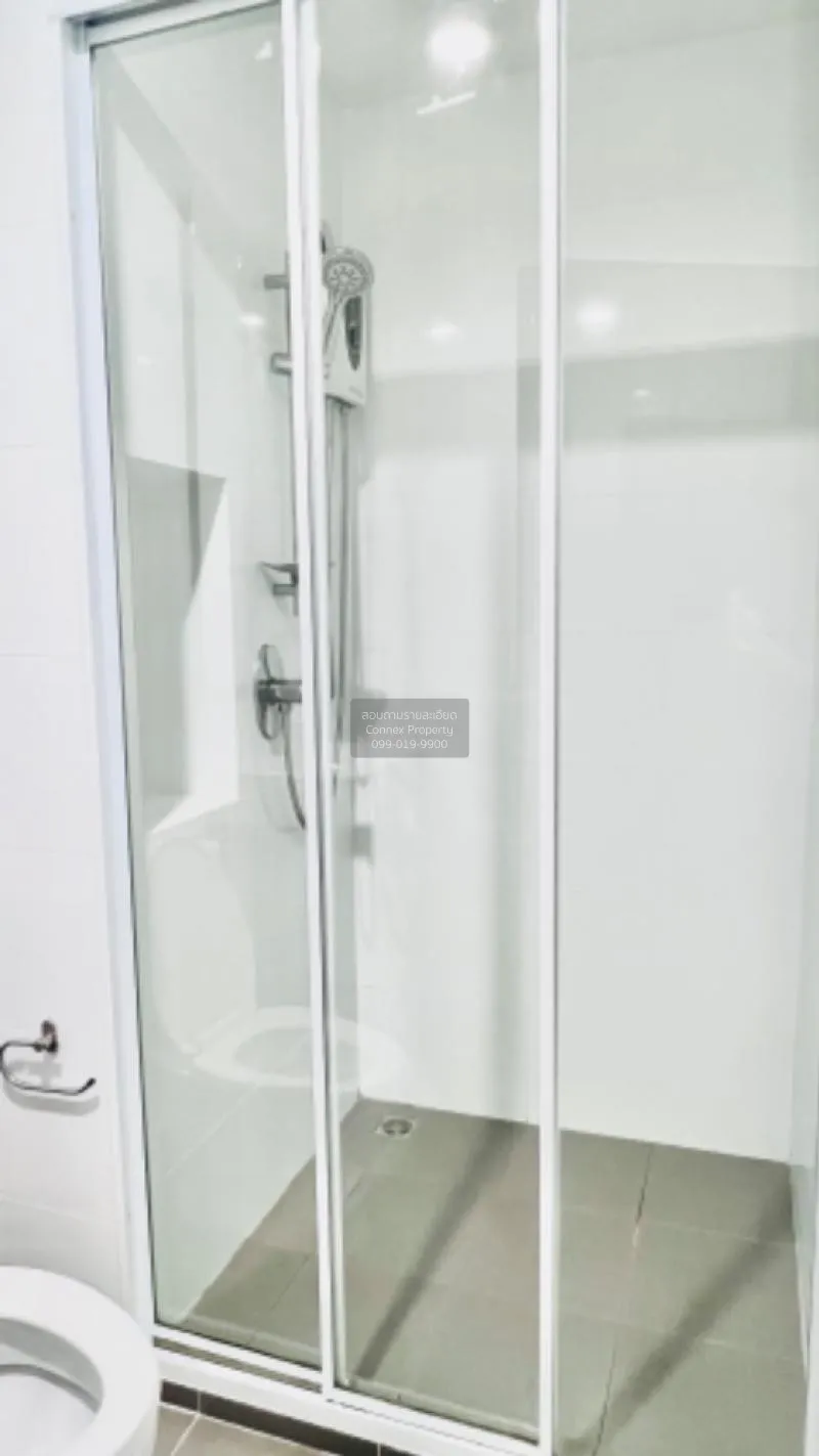 FOR RENT condo , The Base Park East Sukhumvit 77 , high floor , B