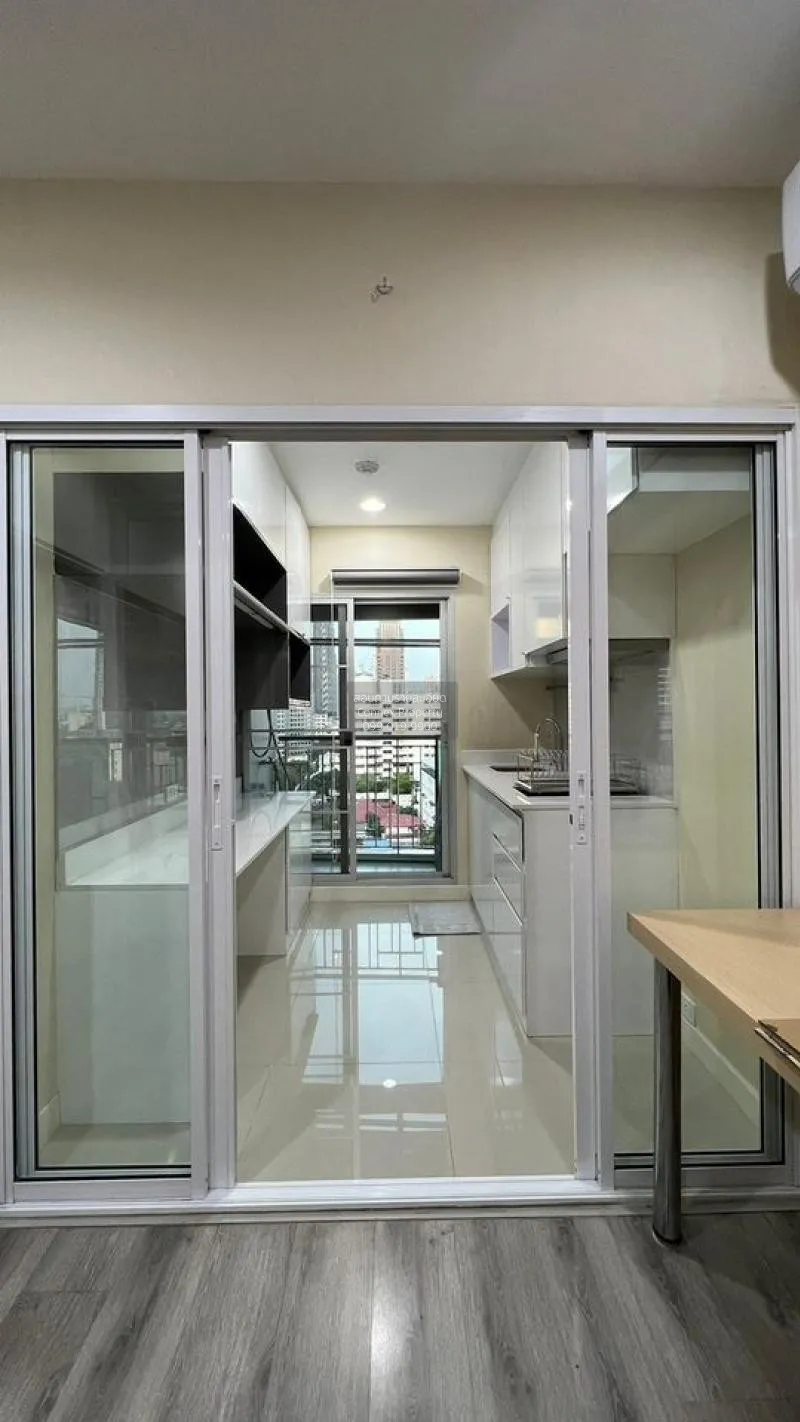 FOR SALE condo , Centric Sathorn - St.Louis , BTS-Saint Louis , Y