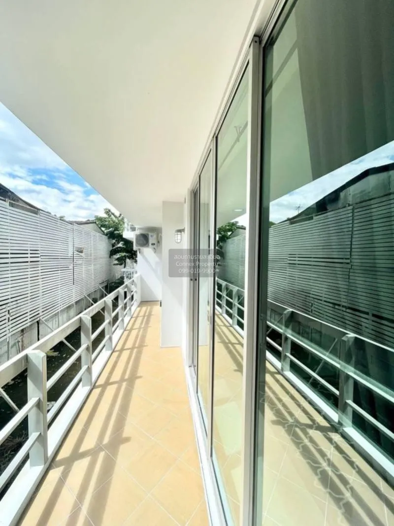 เช่าคอนโด  เดอะ วอเตอร์ฟอร์ด สุขุมวิท 50 ห้องมุม รีโนเวทใหม่ BTS-