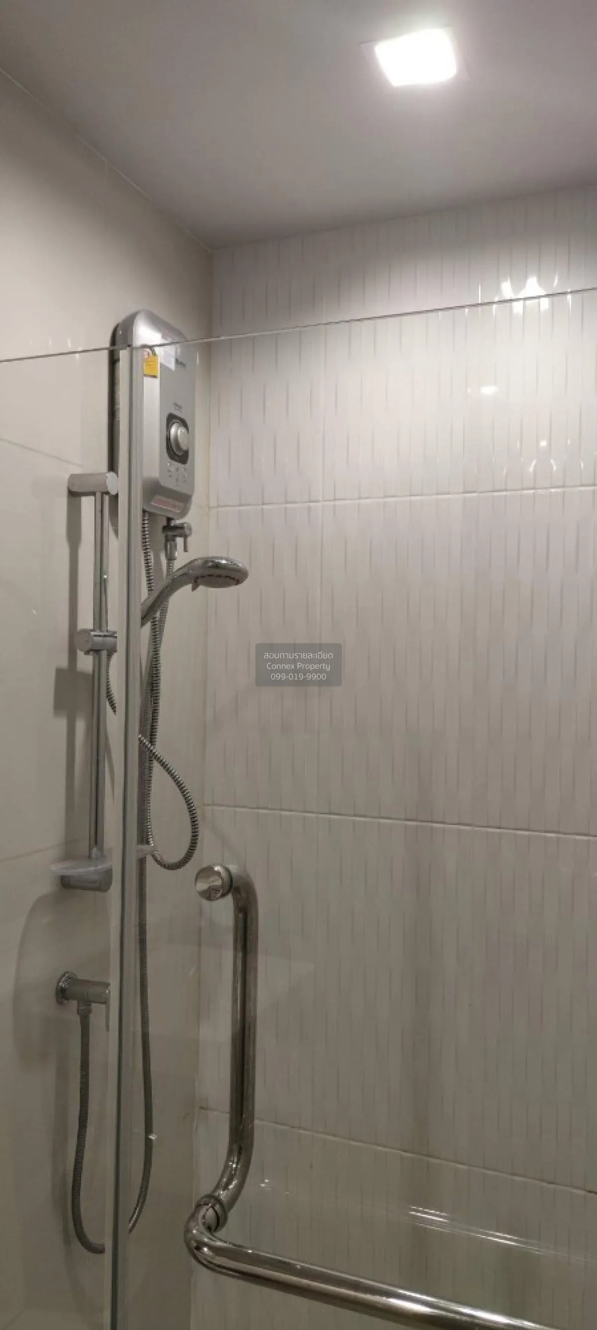 FOR RENT condo , Life Ladprao , high floor , BTS-Ha Yaek Lat Phra