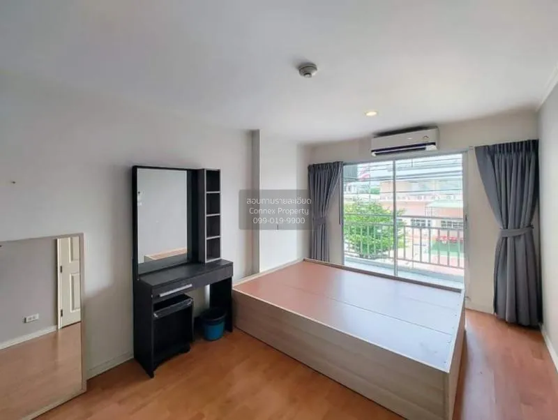 FOR RENT condo , Lumpini Ville Cultural Center , MRT-Huai Khwang 