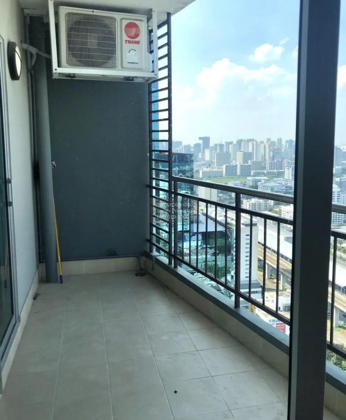 FOR RENT condo , Supalai Park Ekamai - Thonglor , BTS-Ekkamai , B