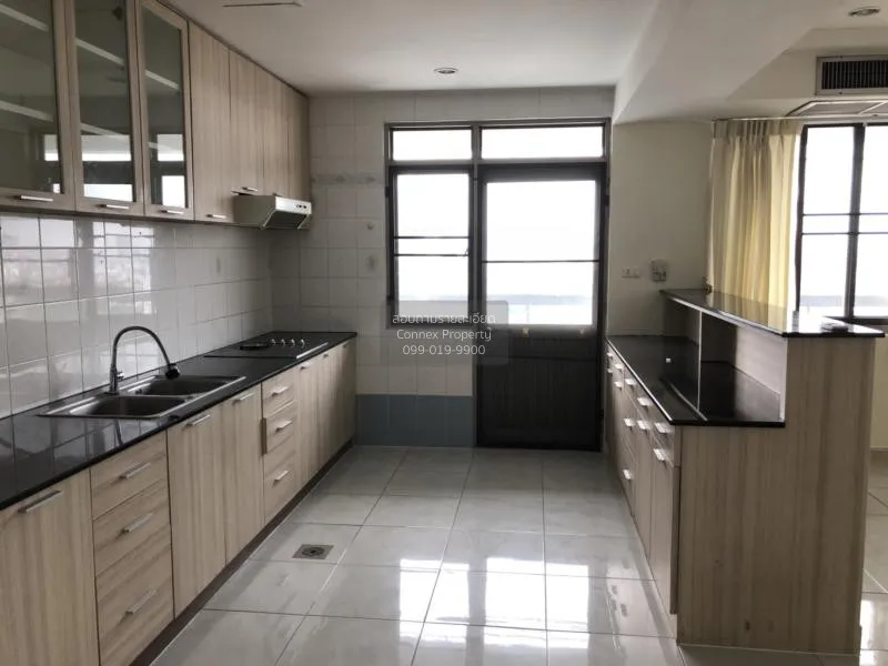 เช่าคอนโด  รอยัล คาสเทิล BTS-พร้อมพงษ์ คลองเตยเหนือ เขต วัฒนา กรุ