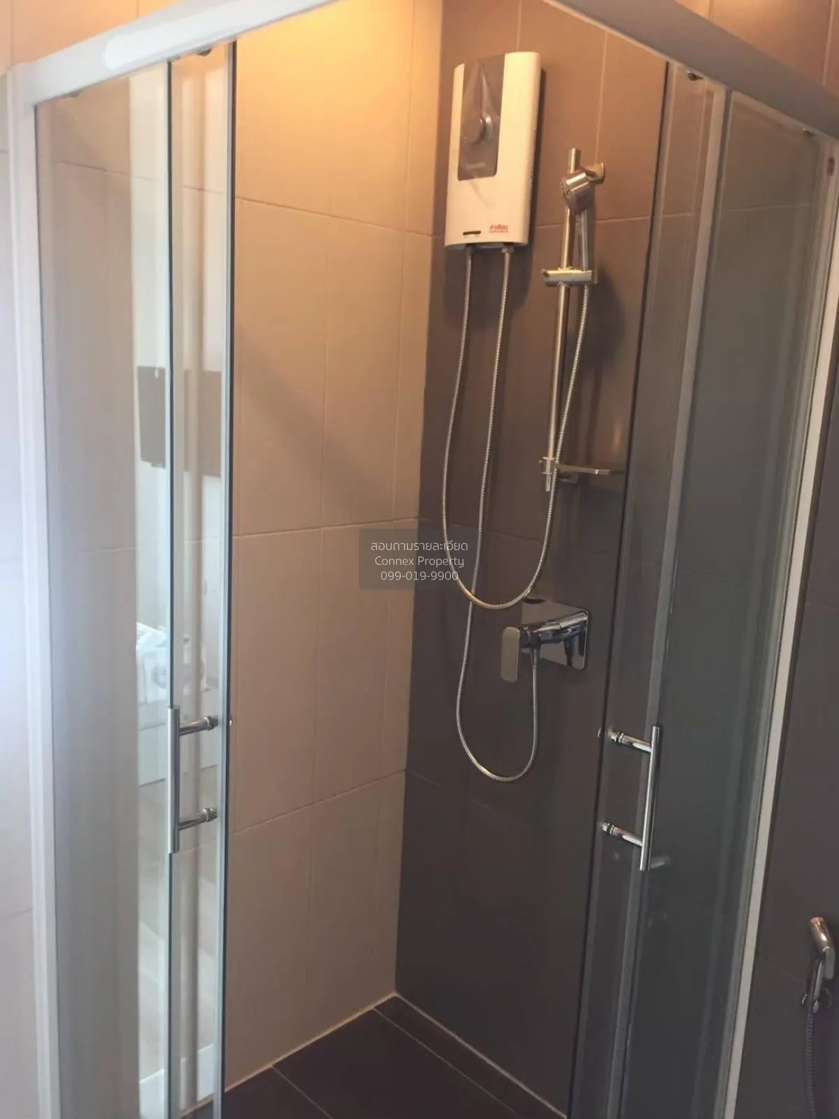 FOR RENT condo , Centric Ratchada - Huaikwang , MRT-Huai Khwang ,