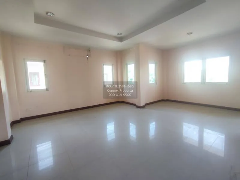FOR SALE detached house ,  Ban Fa Green Park Royal Thon Buri Rom 