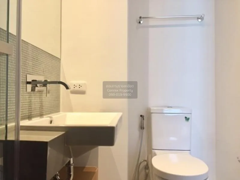 FOR RENT condo , The Lofts Ekkamai , BTS-Ekkamai , Phra Khanong N