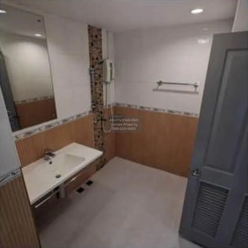 FOR RENT condo , Baan Sathorn Chaopraya , BTS-Krung Thon Buri , K