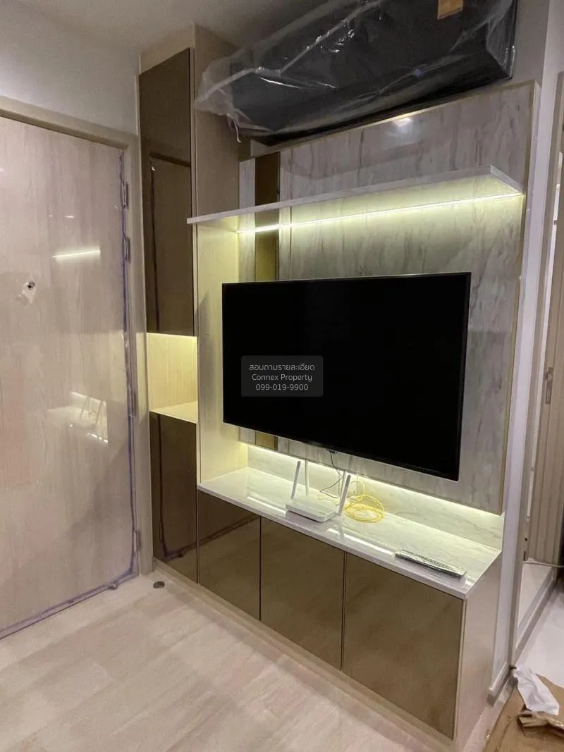 FOR RENT condo , Life One Wireless , high floor , corner unit , B 2