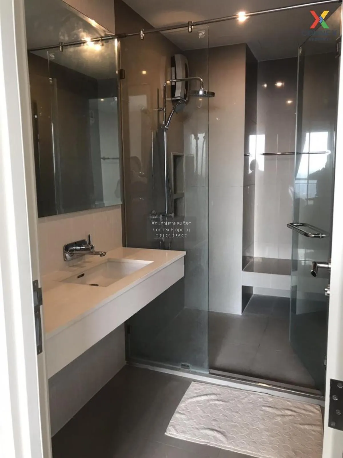 FOR SALE condo , RHYTHM Sukhumvit 42 , BTS-Ekkamai , Phra Khanong