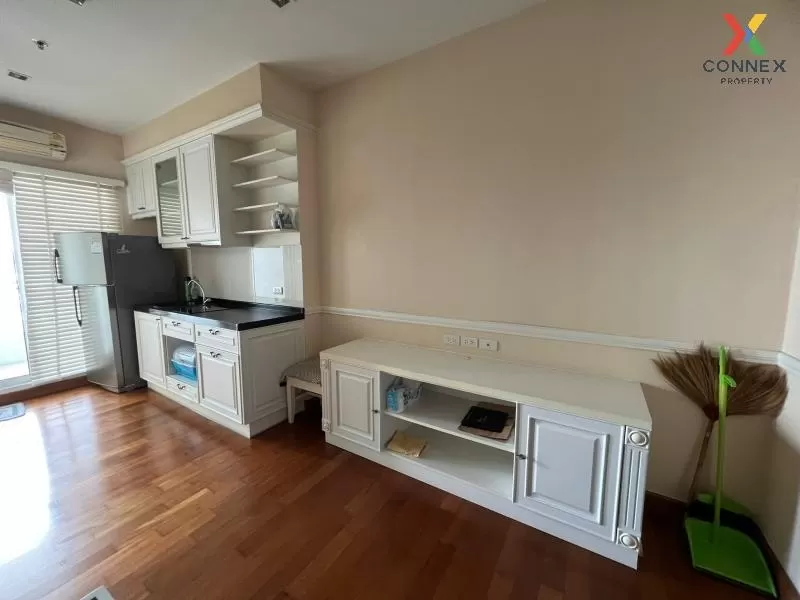 FOR SALE condo , Ivy sathorn 10 , BTS-Chong Nonsi , Silom , Bang  3