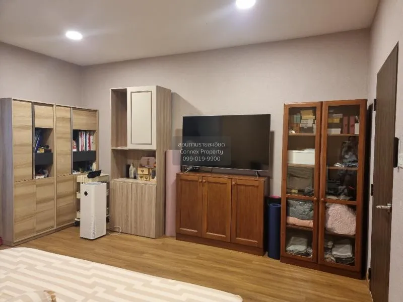 FOR SALE condo , Country Complex , BTS-Bang Na , Phra Khanong , B