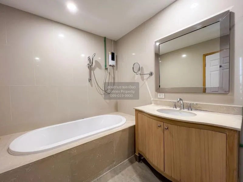 เช่าคอนโด  ดิ เอ็มไพร์ เพลส BTS-ช่องนนทรี ยานนาวา เขต สาทร กรุงเท