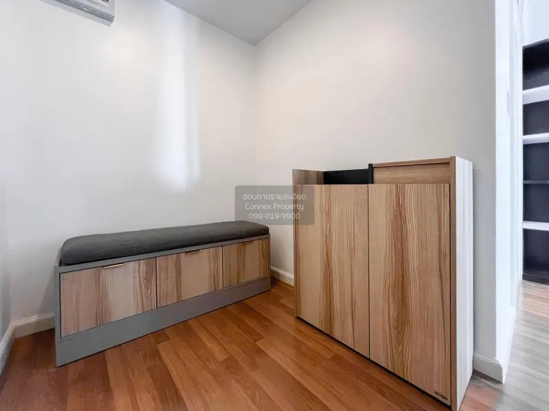 FOR RENT condo , Lumpini Place Narathiwas - Chaopraya , Chong Non 2