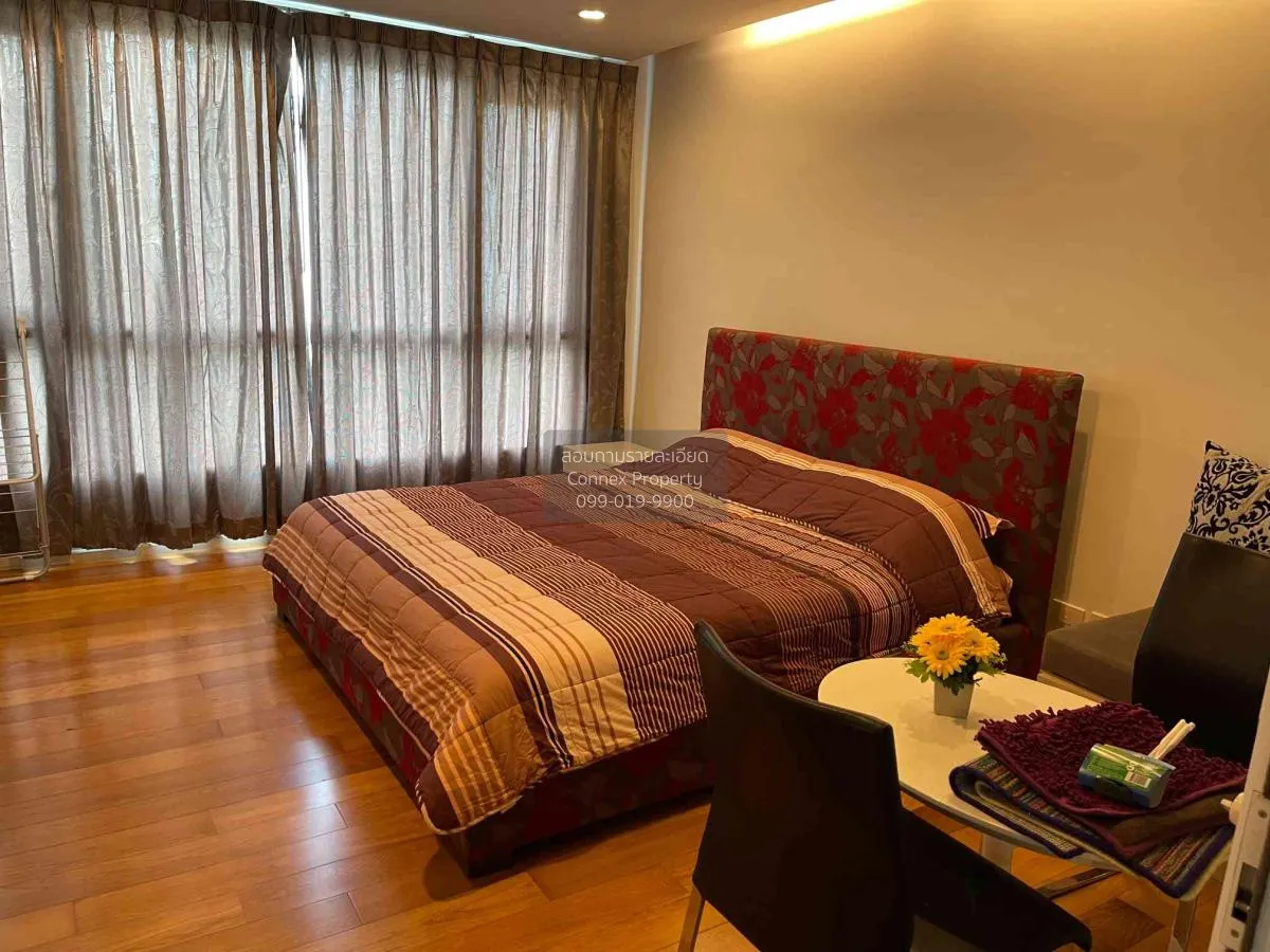 FOR SALE condo , 15 Sukhumvit Residences , BTS-Nana , Khlong Toei 1