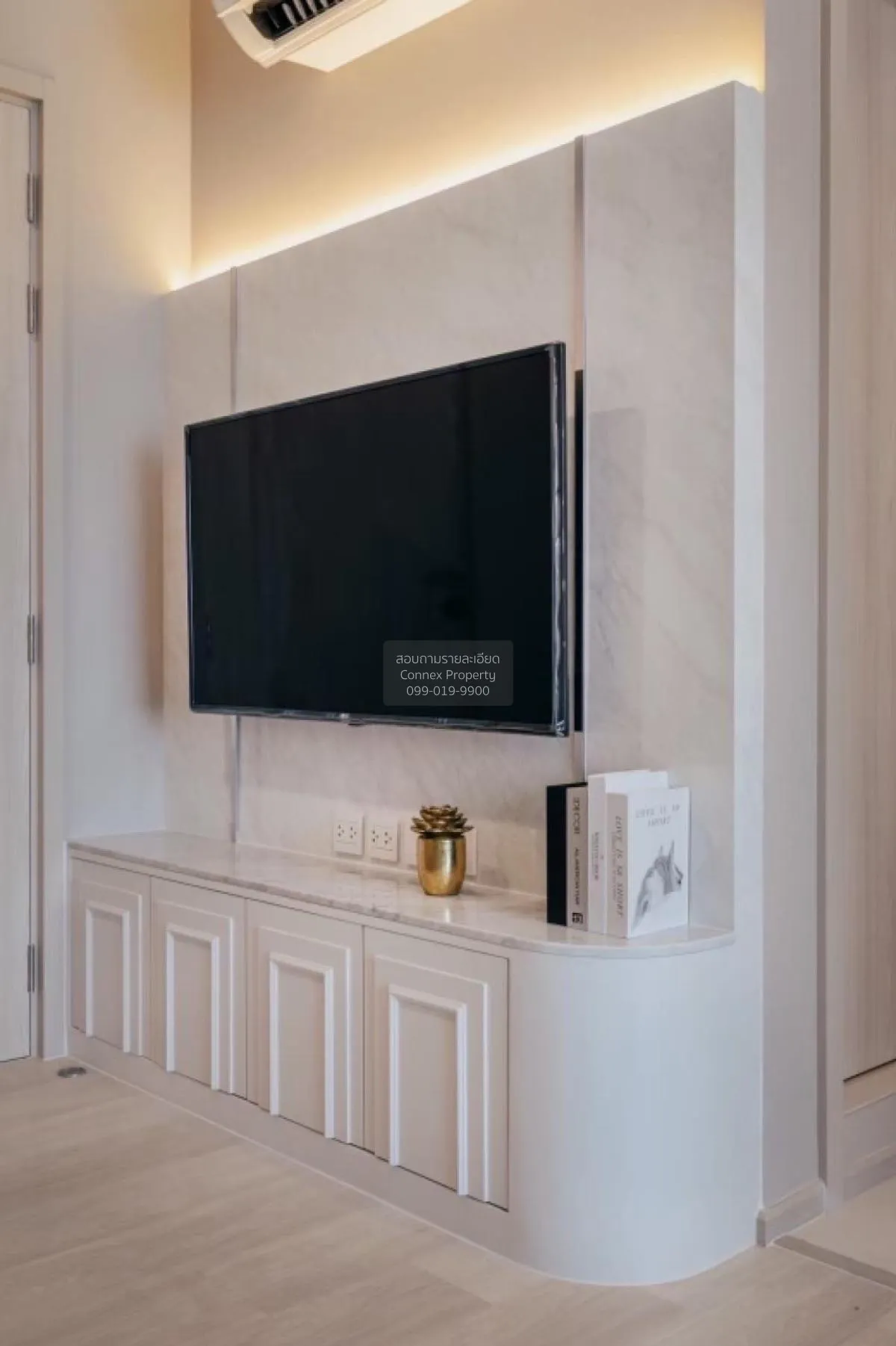 FOR SALE condo , Life One Wireless , BTS-Phloen Chit , Lumpini ,  3