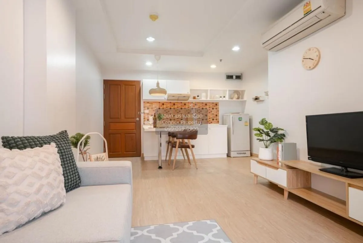 FOR SALE condo , Resorta Yen-Akat , Chong Nonsi , Yannawa , Bangk