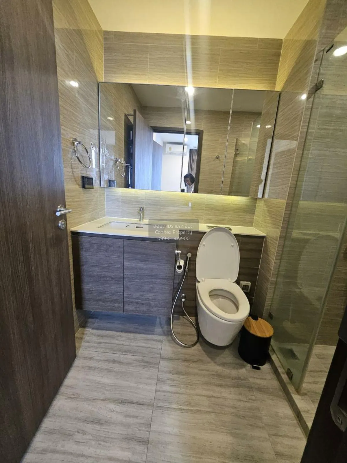 เช่าคอนโด  วิสดอม เอสเซ้นส์ BTS-ปุณณวิถี พระโขนง เขต คลองเตย กรุง