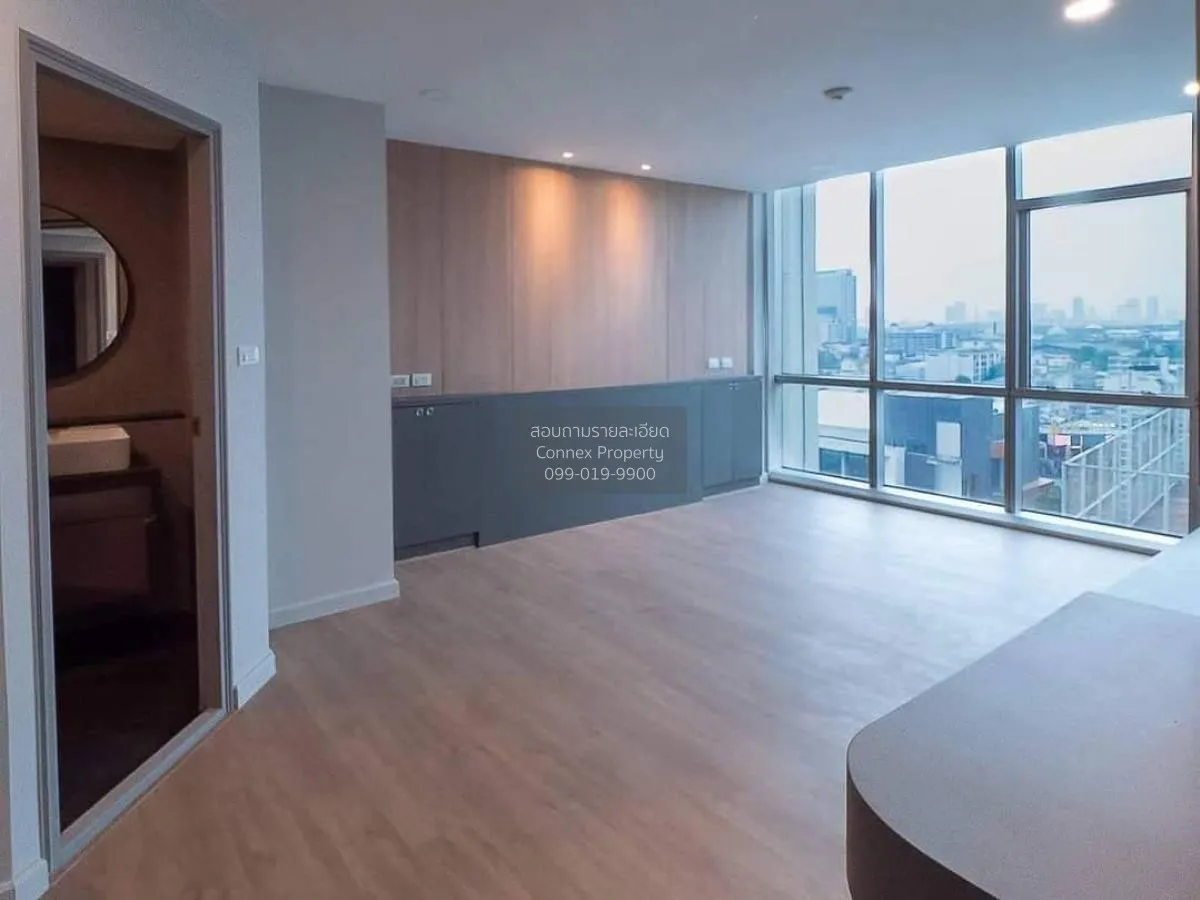 FOR SALE condo , Sarin Place , nice view , high floor , newly ren