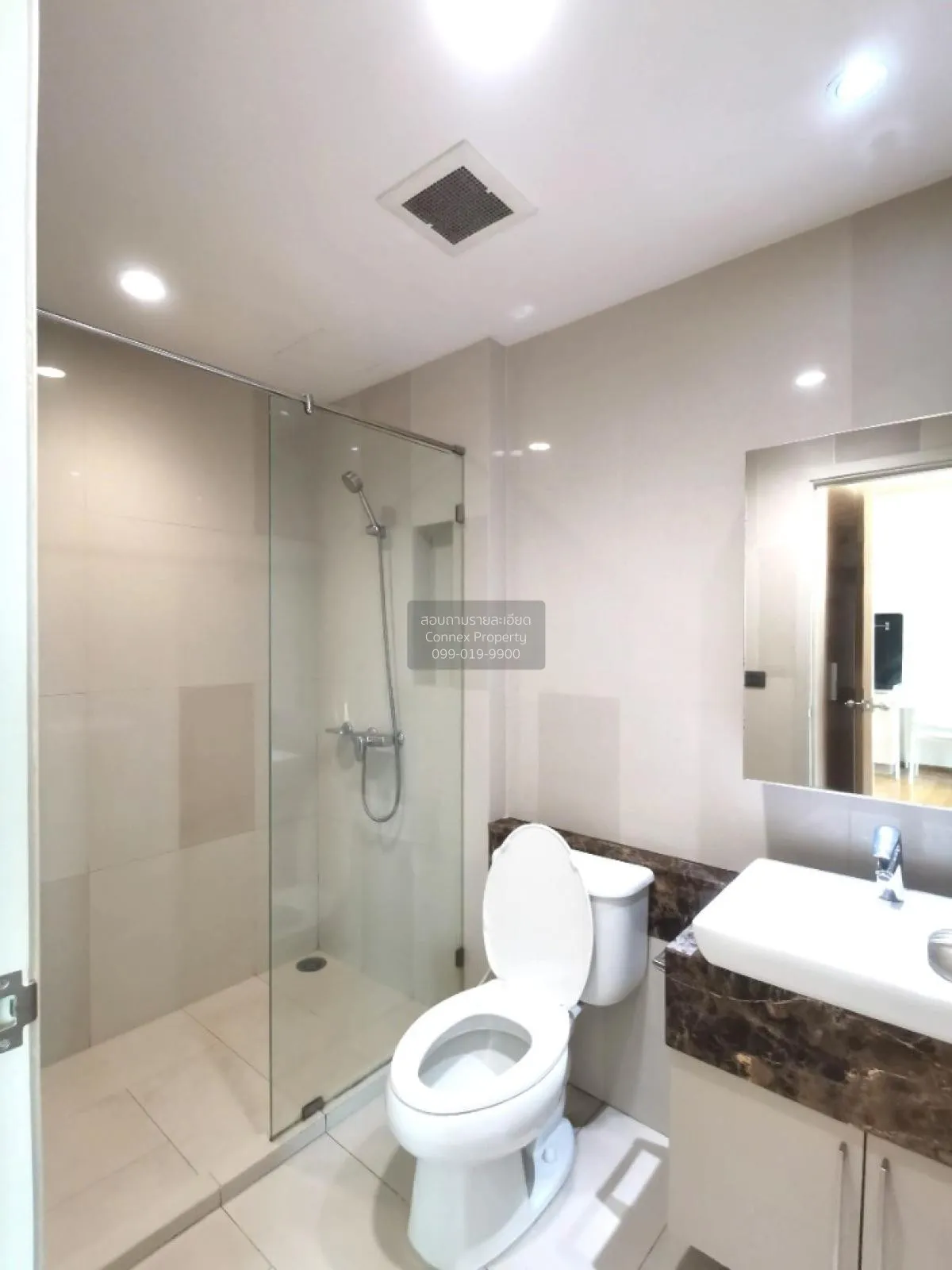 FOR SALE condo , Fuse Sathorn - Taksin , BTS-Wongwian Yai , Bang 