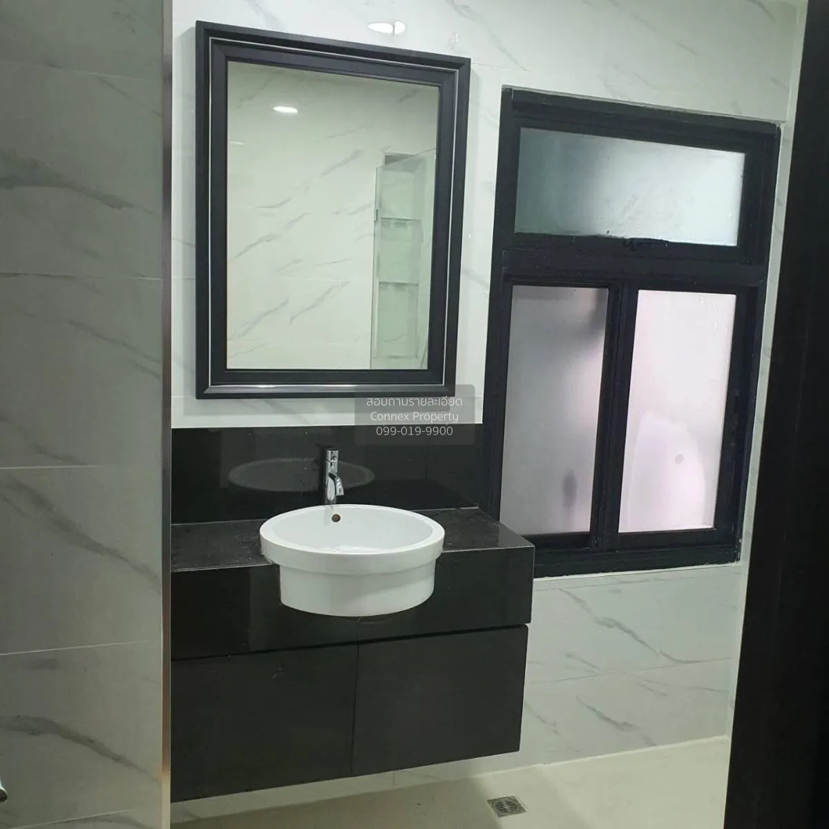 เช่าคอนโด  สาธร การ์เด้นส์ MRT-ลุมพินี ทุ่งมหาเมฆ เขต สาทร กรุงเท