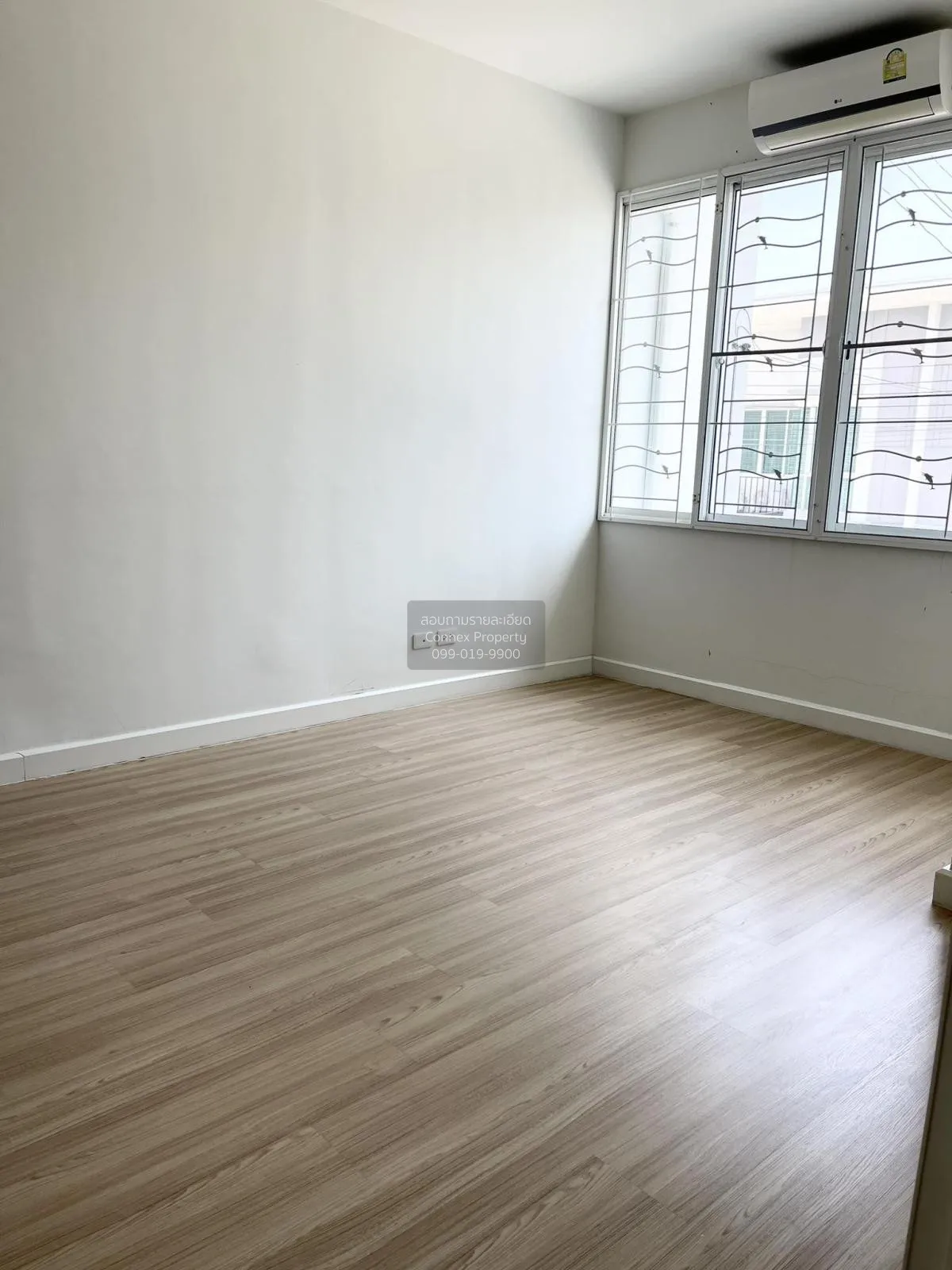 ขายทาวน์โฮม  ทาวน์โฮม เบล็ส วิลล์ รามอินทรา 117 MRT-บางชัน มีนบุร