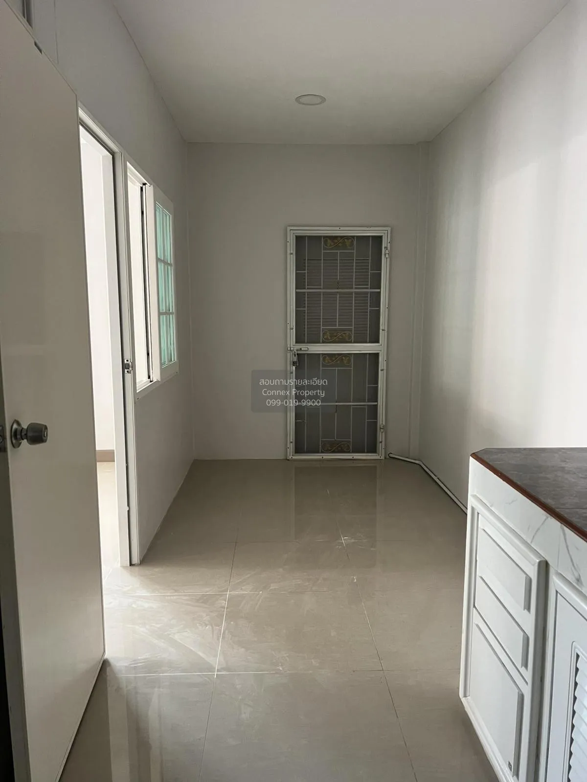 FOR SALE townhome , Fuengfa Villa 17 Phase 4 , corner unit , Phra