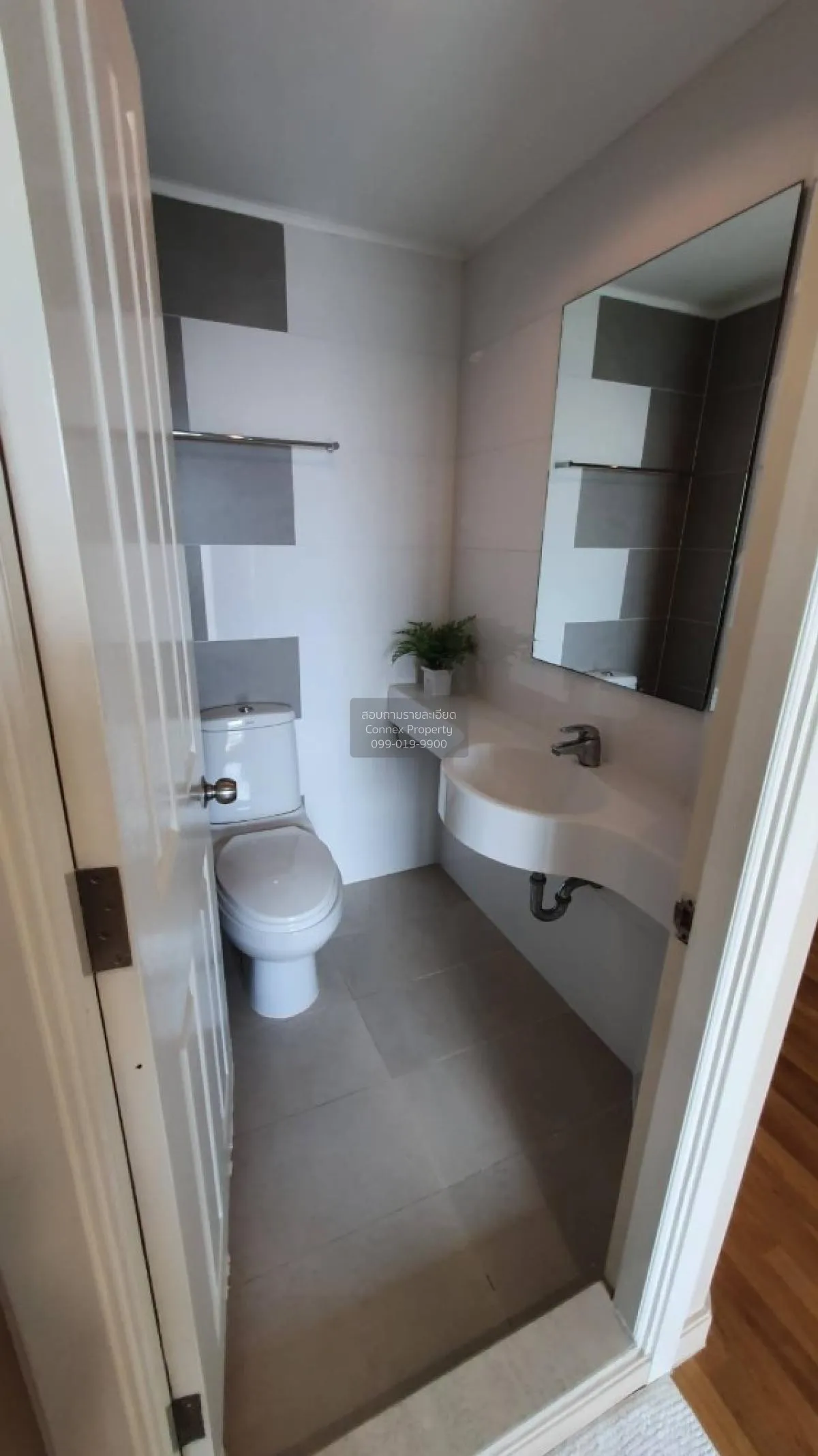 เช่าคอนโด  ลุมพินี เพลส พระราม 4 - กล้วยน้ำไท BTS-พระโขนง พระโขนง