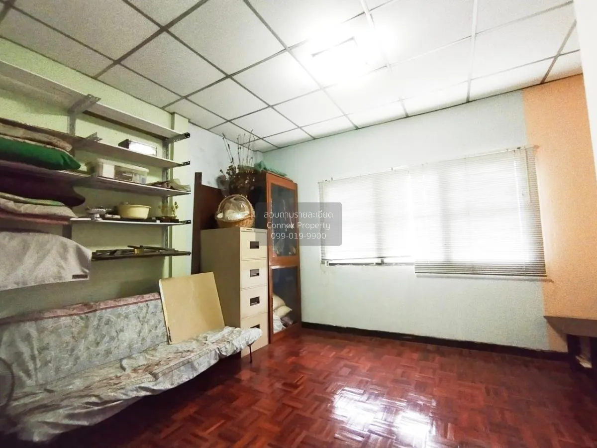 FOR SALE Townhouse/Townhome  ,  Baan Rungkit Villa 5 , nice view 