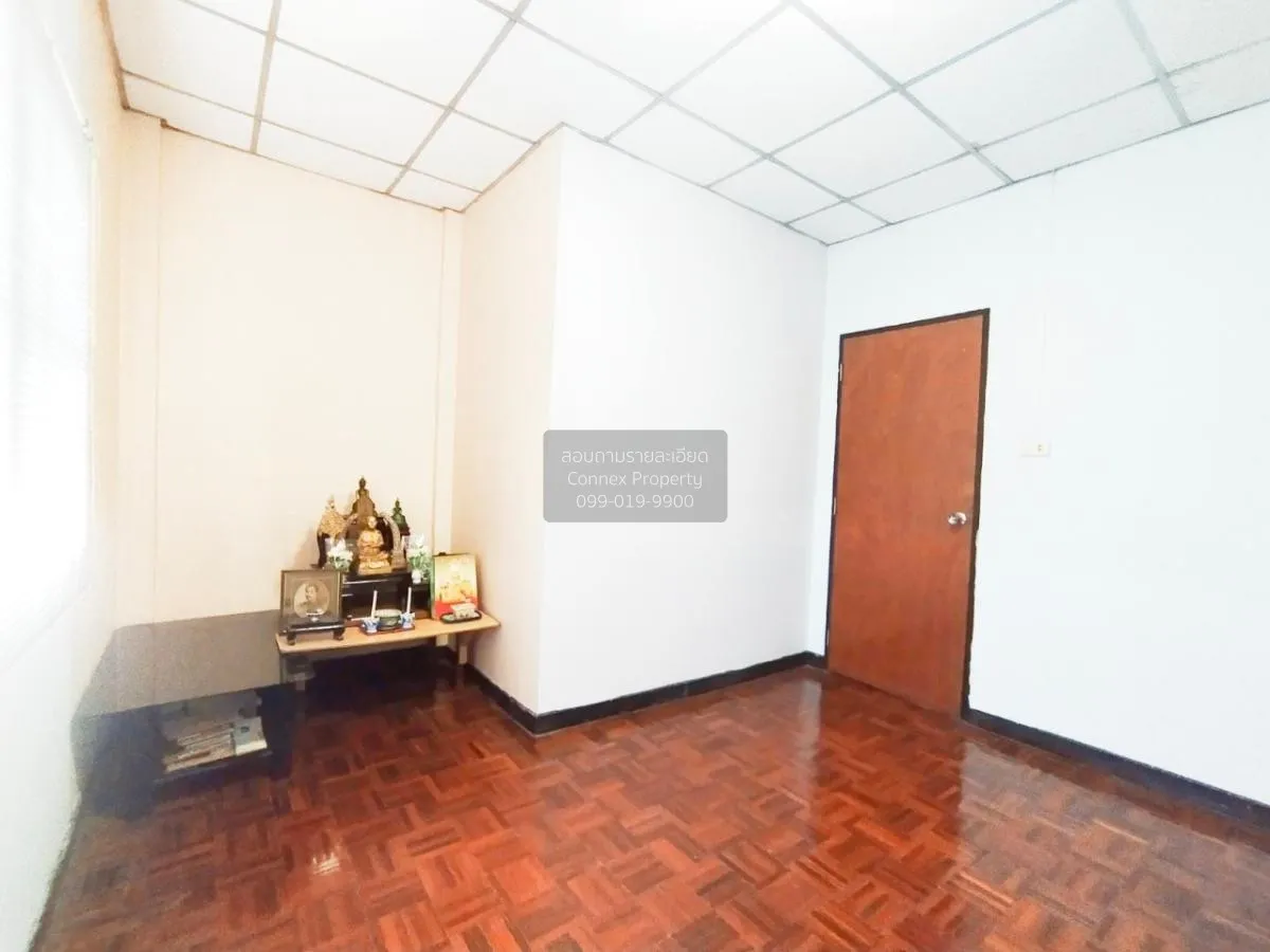 FOR SALE Townhouse/Townhome  ,  Baan Rungkit Villa 5 , nice view 