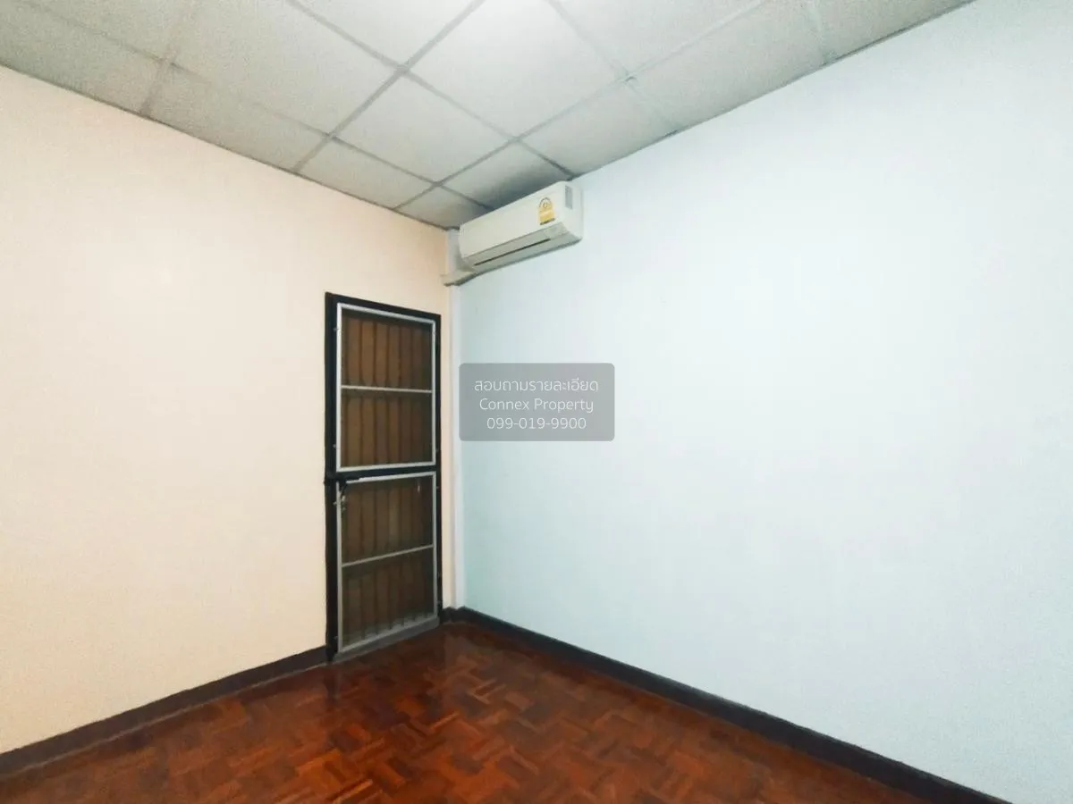 FOR SALE Townhouse/Townhome  ,  Baan Rungkit Villa 5 , nice view 