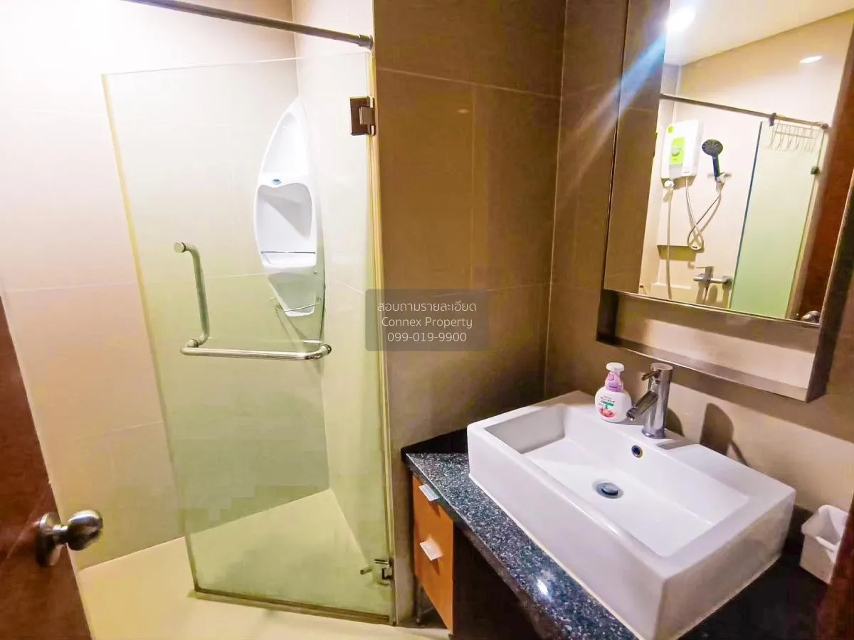 FOR RENT Condo , Villa Sathorn , BTS-Krung Thon Buri , Khlong Ton