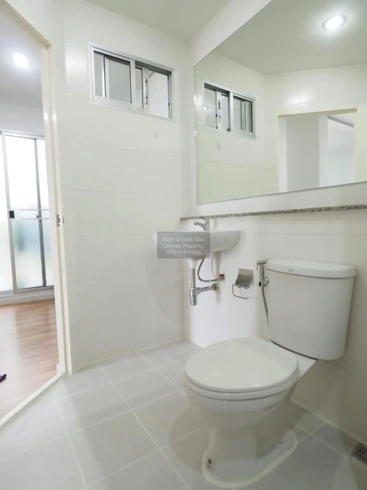 FOR SALE Condo , V Condo , Lam Pla Thiw , Lat Krabang , Bangkok ,