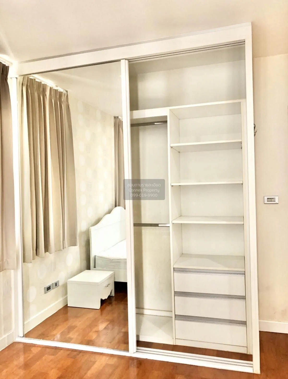 FOR RENT Condo , Baan Siri Silom , BTS-Surasak , Silom , Bang Rak