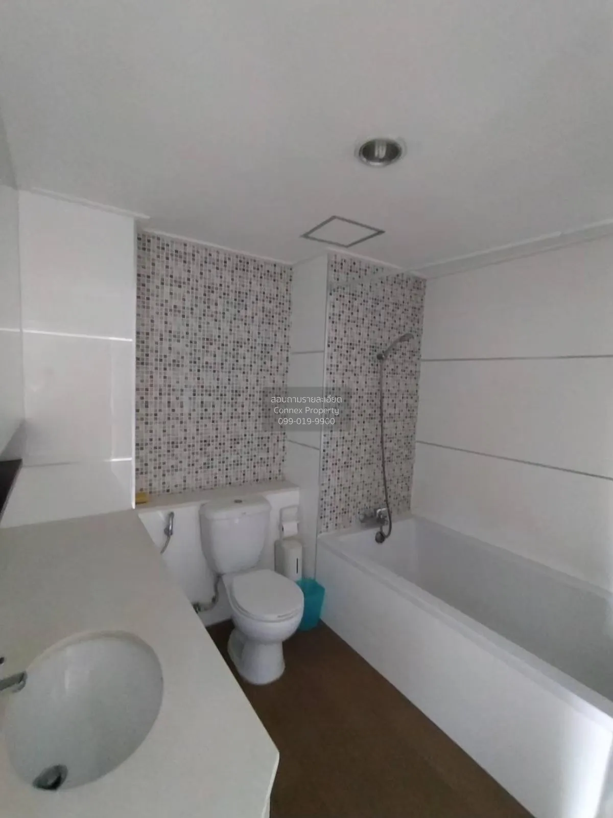 เช่าคอนโด  อโศก เพลส BTS-อโศก คลองเตยเหนือ เขต วัฒนา กรุงเทพ CX-8