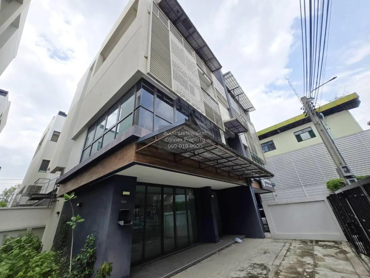 ขายบ้าน  ดิสทริค เอกมัย-รามอินทรา นวลจันทร์ เขต บึงกุ่ม กรุงเทพ C 2