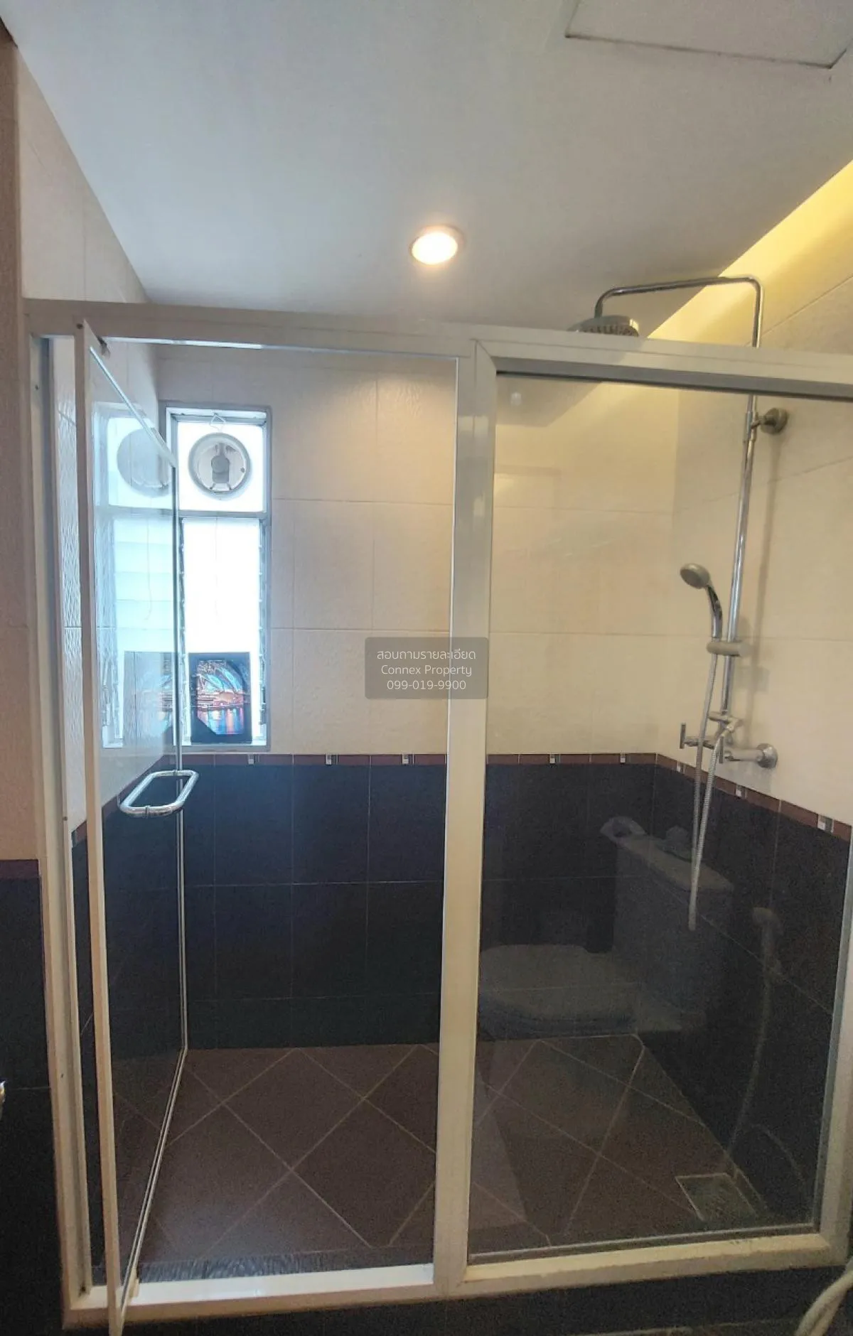 FOR RENT Apartment , Esmeralda Apartments , Thungmahamek , Sa Tho