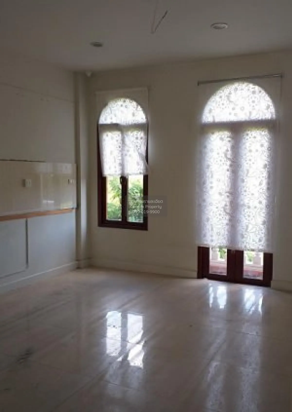 ขายอาคารพาณิชย์  เวนิส ดิ ไอริส ท่าแร้ง เขต บางเขน กรุงเทพ CX-818 3