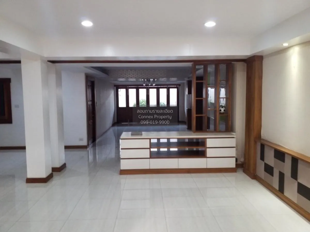 ขายอาคารพาณิชย์ 3.5 ชั้น หน้ากว้าง 8 เมตร ถนน เอกชัย บางขุนเทียน  2