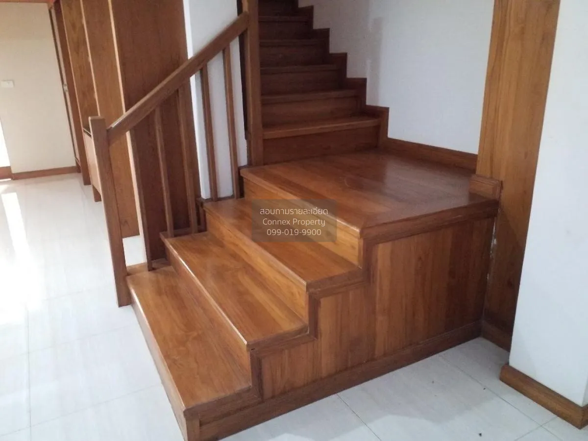 ขายอาคารพาณิชย์ 3.5 ชั้น หน้ากว้าง 8 เมตร ถนน เอกชัย บางขุนเทียน 