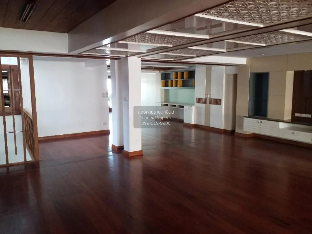 ขายอาคารพาณิชย์ 3.5 ชั้น หน้ากว้าง 8 เมตร ถนน เอกชัย บางขุนเทียน 