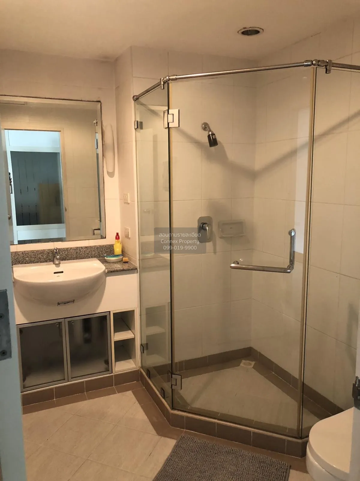 เช่าคอนโด  เดอะทรัสต์ เรสซิเดนท์ พระราม 3 ชั้นสูง ช่องนนทรี เขต ย