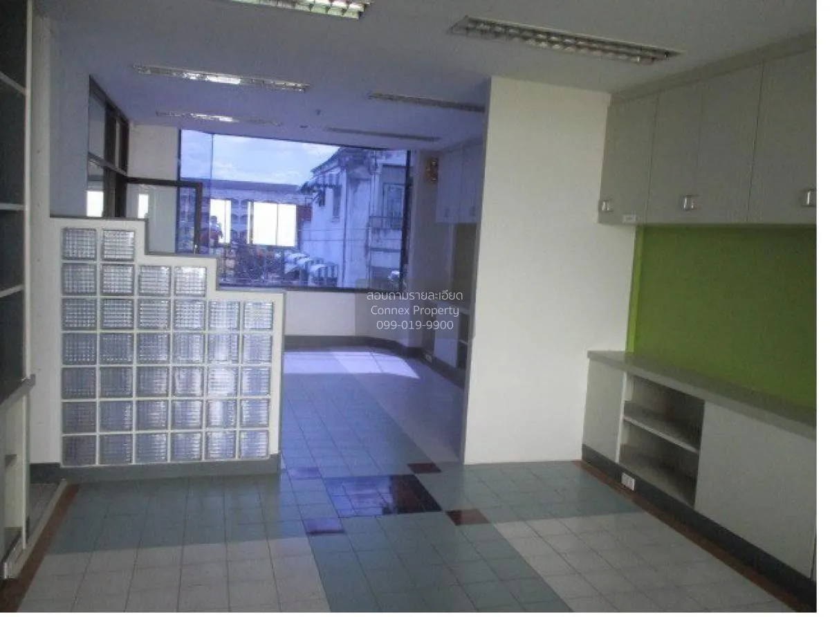 For Sale Commercial Building Piemsuk , Bang Kapi , Huai Khwang ,  4