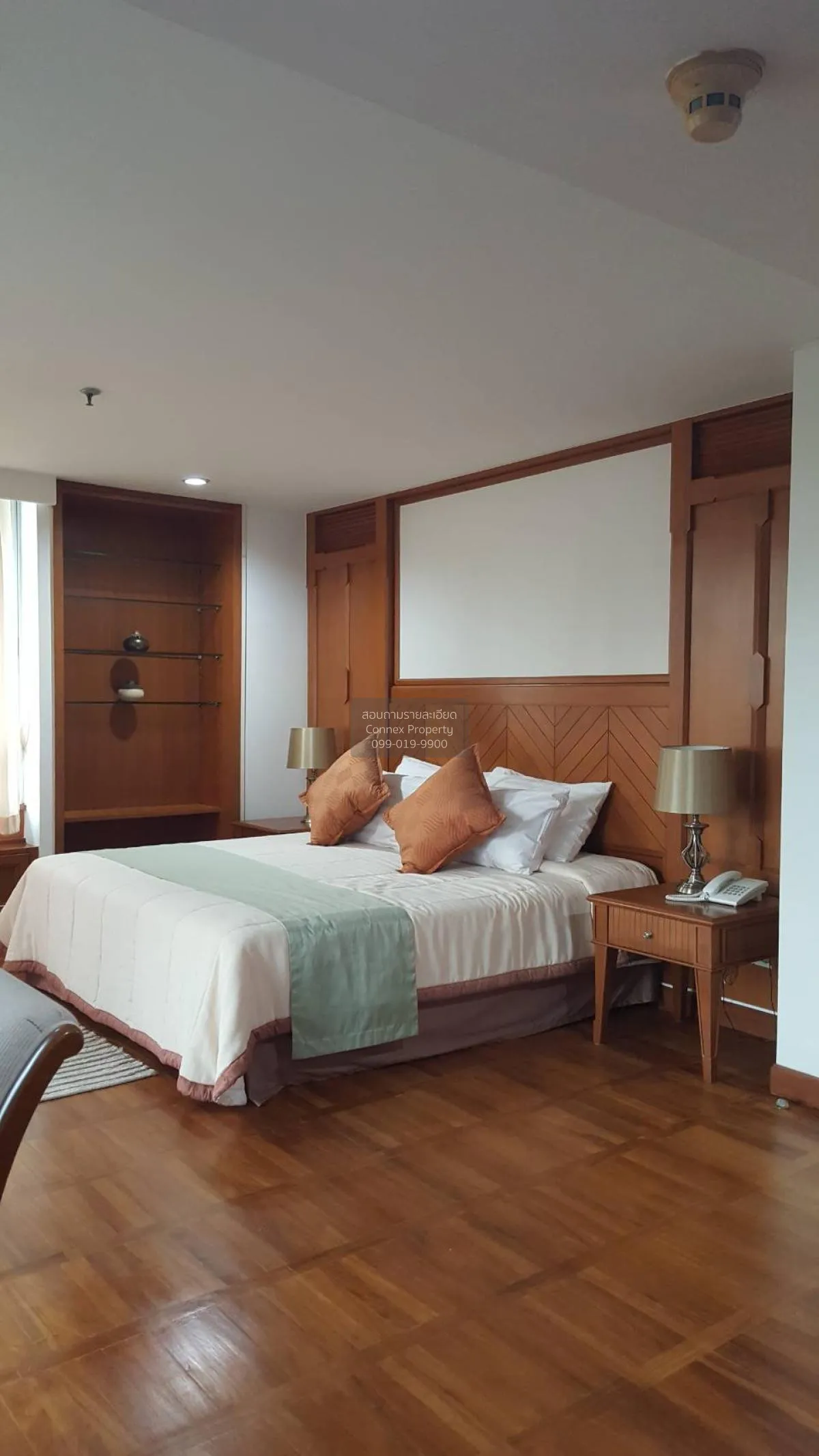 FOR RENT Apartment , suan phinit exclusive apartment , BTS-Saint 
