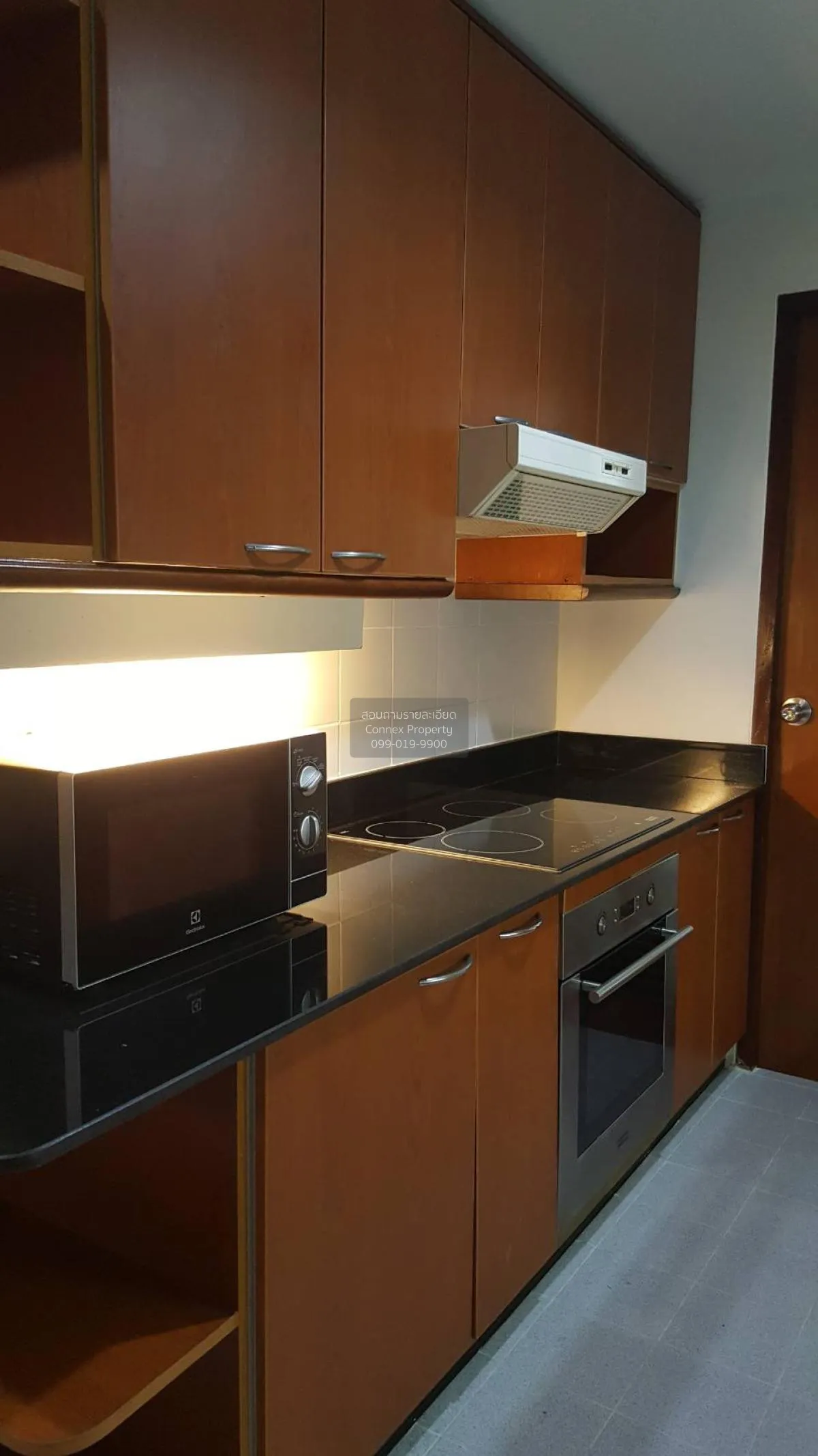 FOR RENT Apartment , suan phinit exclusive apartment , BTS-Saint 