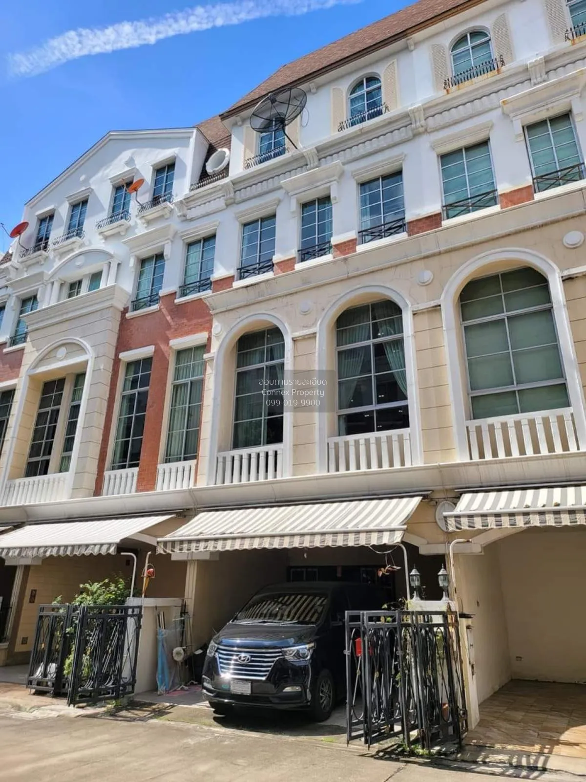 FOR RENT Townhouse/Townhome  , Baan Klang Krung Sathorn-Narathiwa 1