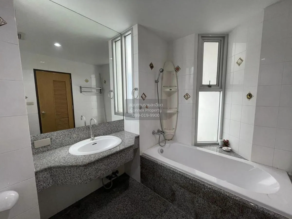 For Rent Condo , Sathorn House , BTS-Saint Louis , Silom , Bang R